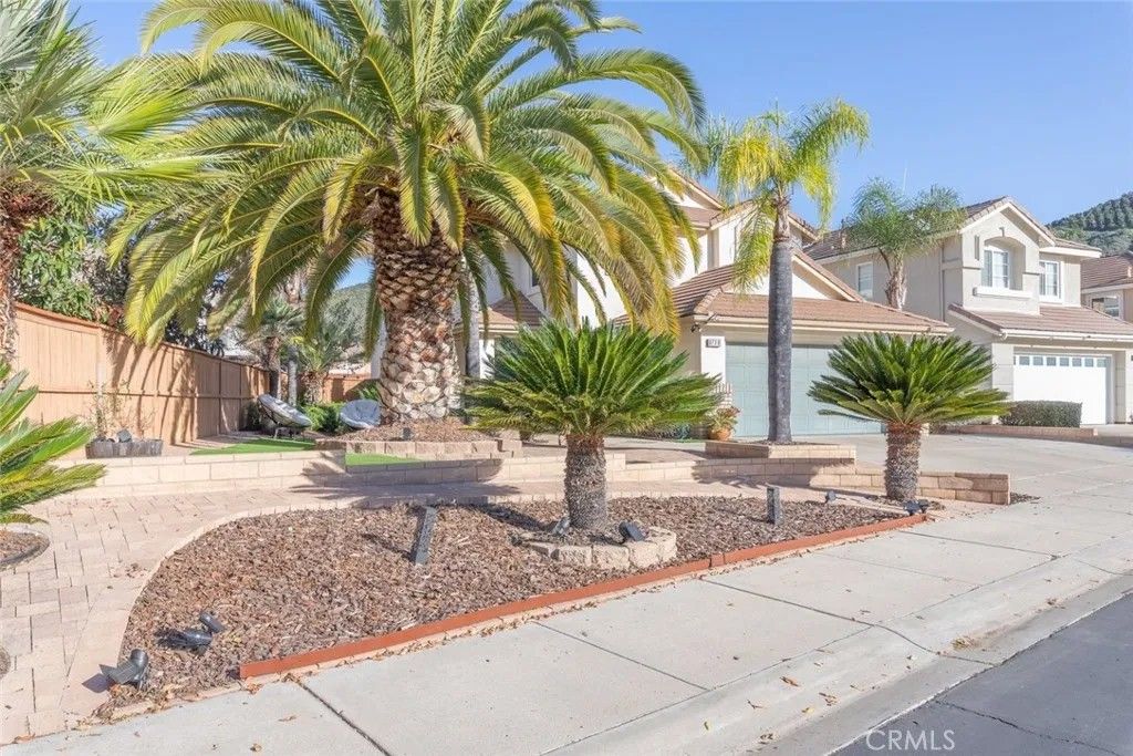 Photo of 8738 Gracilior Pl, Escondido, CA 92026 (MLS # SW26021915)