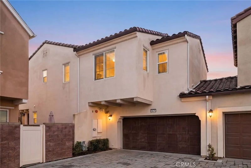 8697 Celebration Street