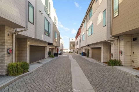 Tiny photo for 1056 N Joels Pl, Los Angeles, CA 90012 (MLS # IG25255131)