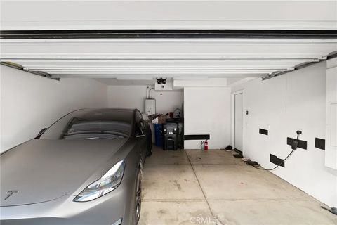 Tiny photo for 1056 N Joels Pl, Los Angeles, CA 90012 (MLS # IG25255131)