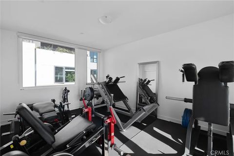 Tiny photo for 1056 N Joels Pl, Los Angeles, CA 90012 (MLS # IG25255131)