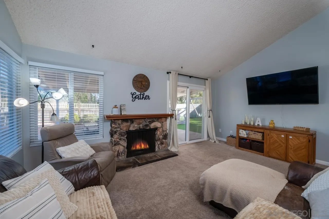 14027 Hermosillo Way