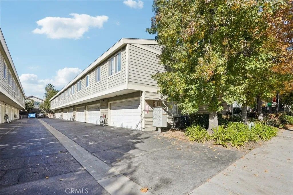 Photo of 11377 Osborne, Sylmar, CA 91342 (MLS # SR25269332)