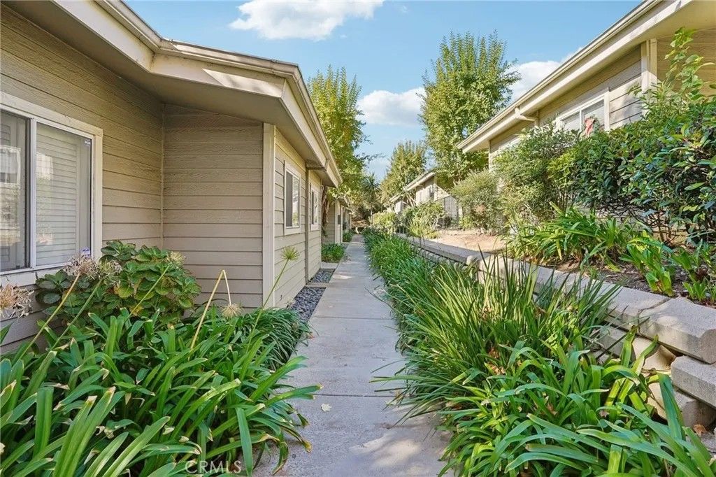 Photo of 11377 Osborne, Sylmar, CA 91342 (MLS # SR25269332)