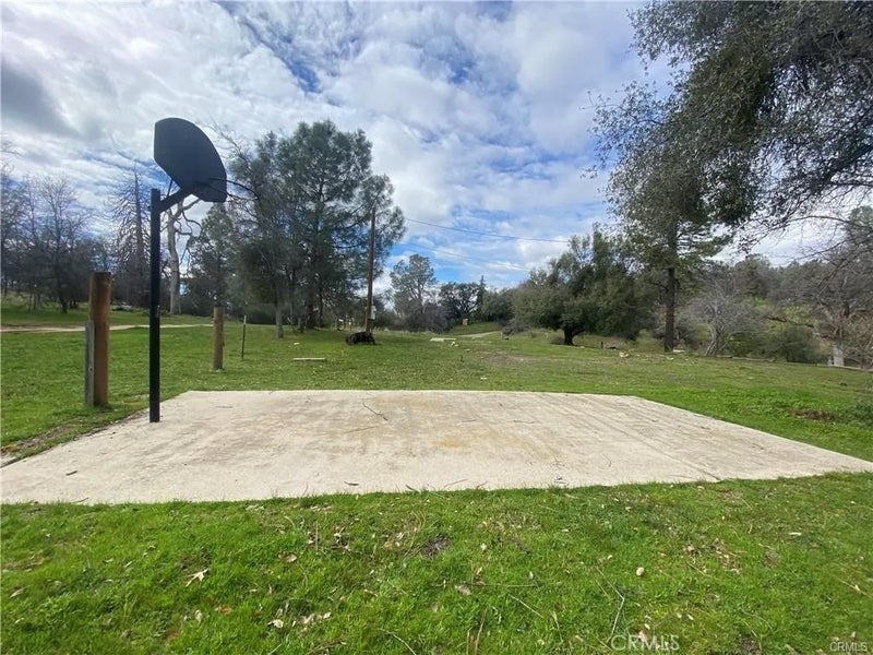 56446 Road 200