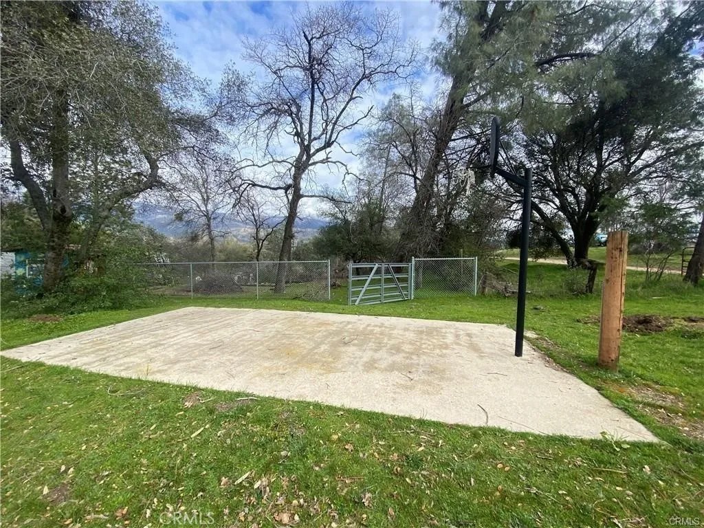 56446 Road 200