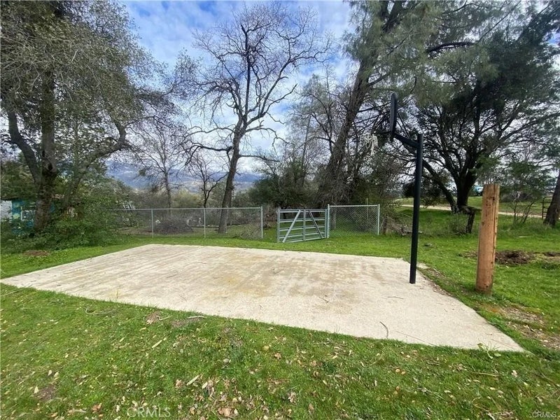 56446 Road 200
