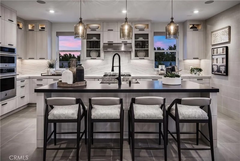 129 Sawtelle