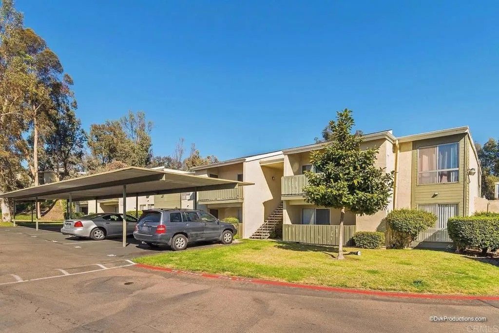 Photo of 830 W Lincoln Avenue #287, Escondido, CA 92026 (MLS # NDP2606337)