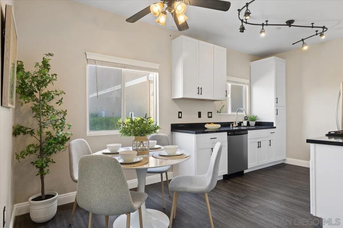 9728 Marilla Dr 210