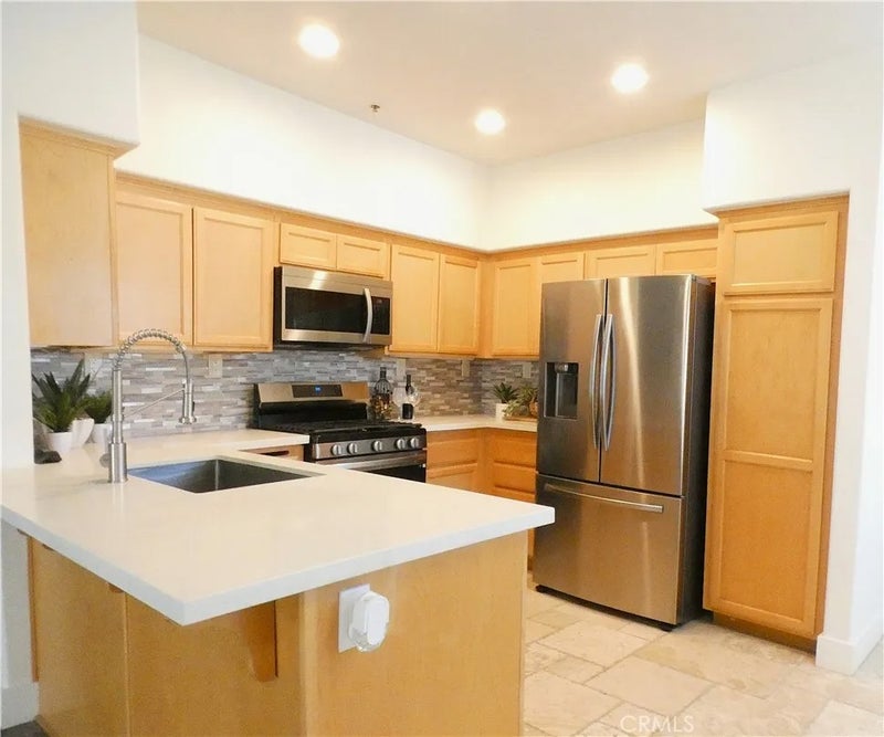 310 E Mccoy