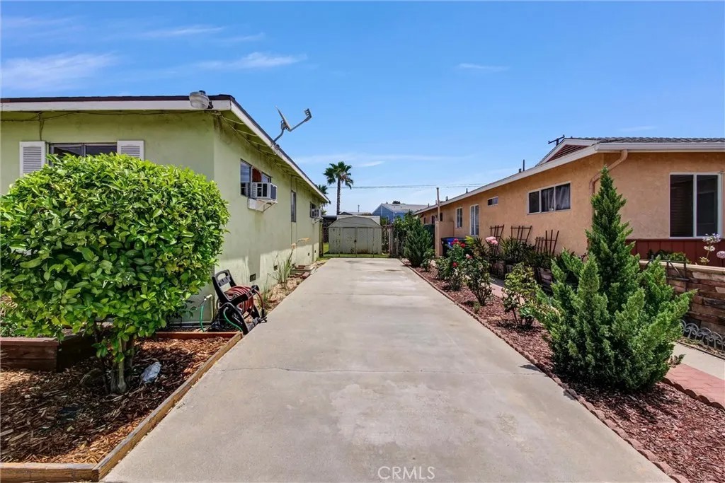 5124 N Arroway