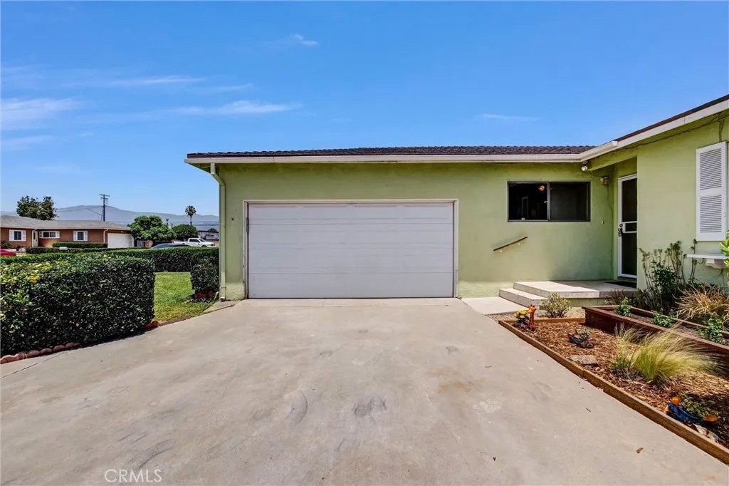 5124 N Arroway