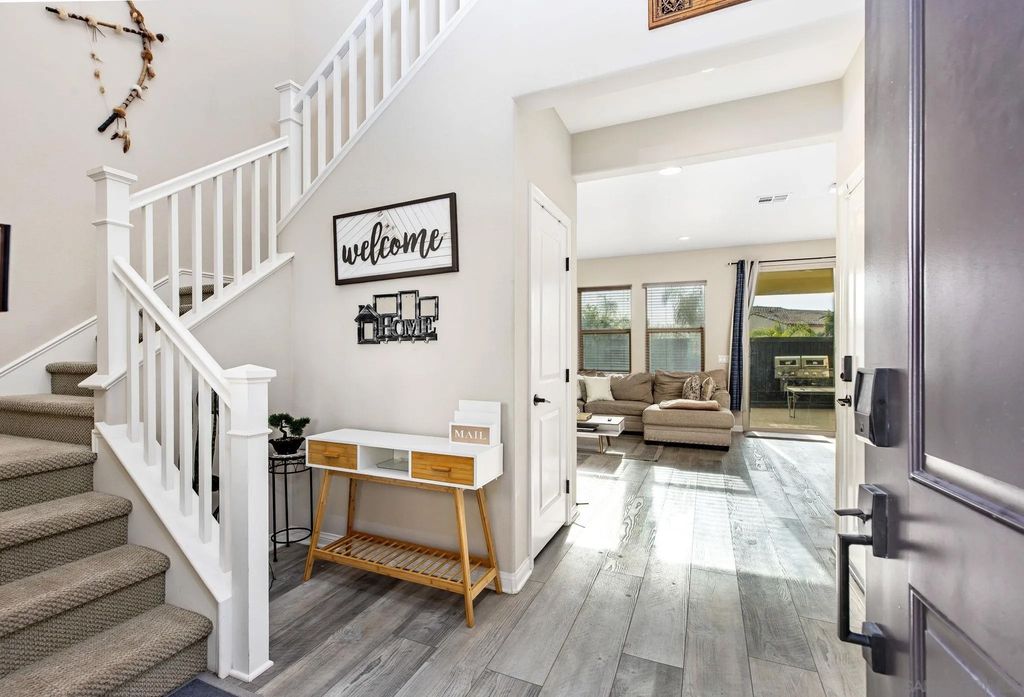 Photo of 2018 Avenida Artana, Chula Vista, CA 91913 (MLS # 250043949)