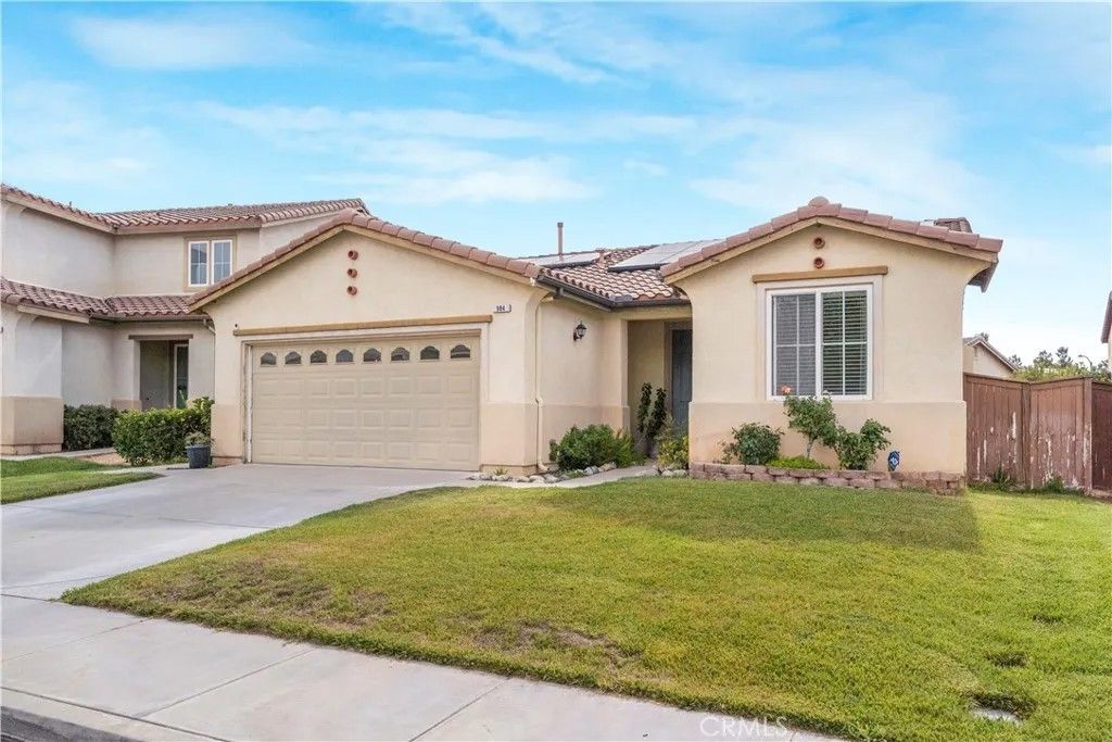 Photo of 984 Queen Annes LN, Beaumont, CA 92223 (MLS # DW26120076)