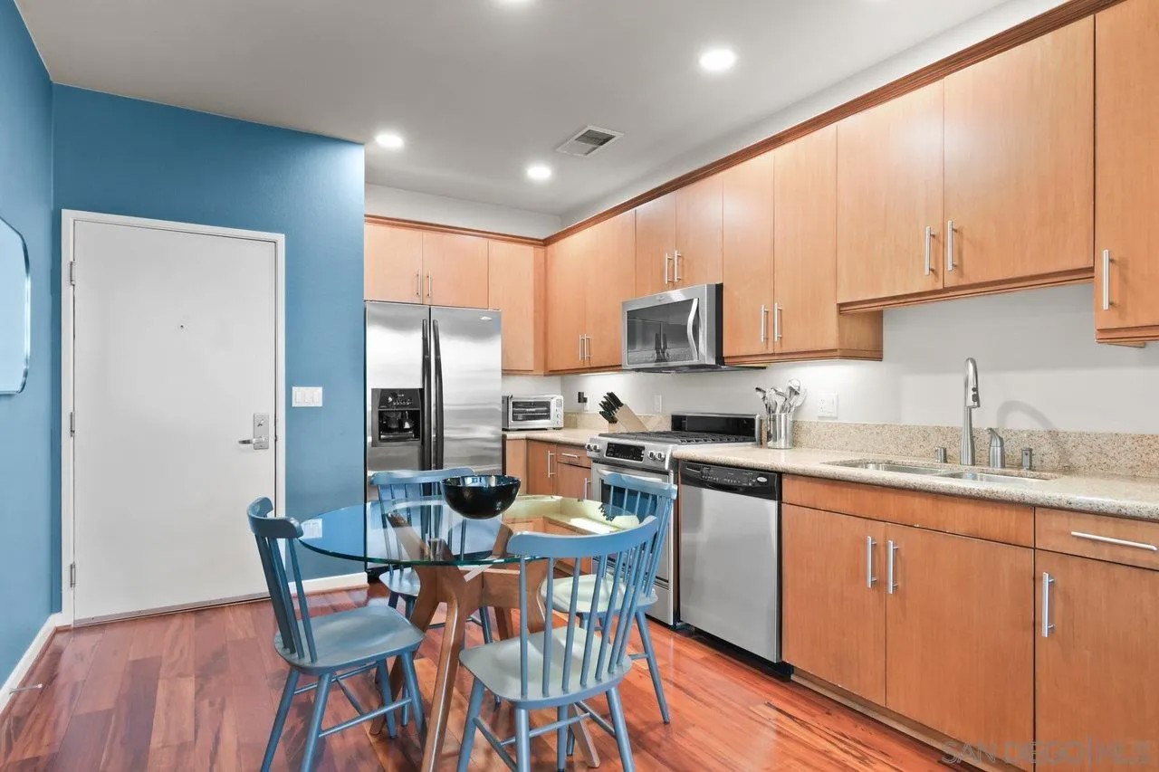 3687 4Th Ave 315