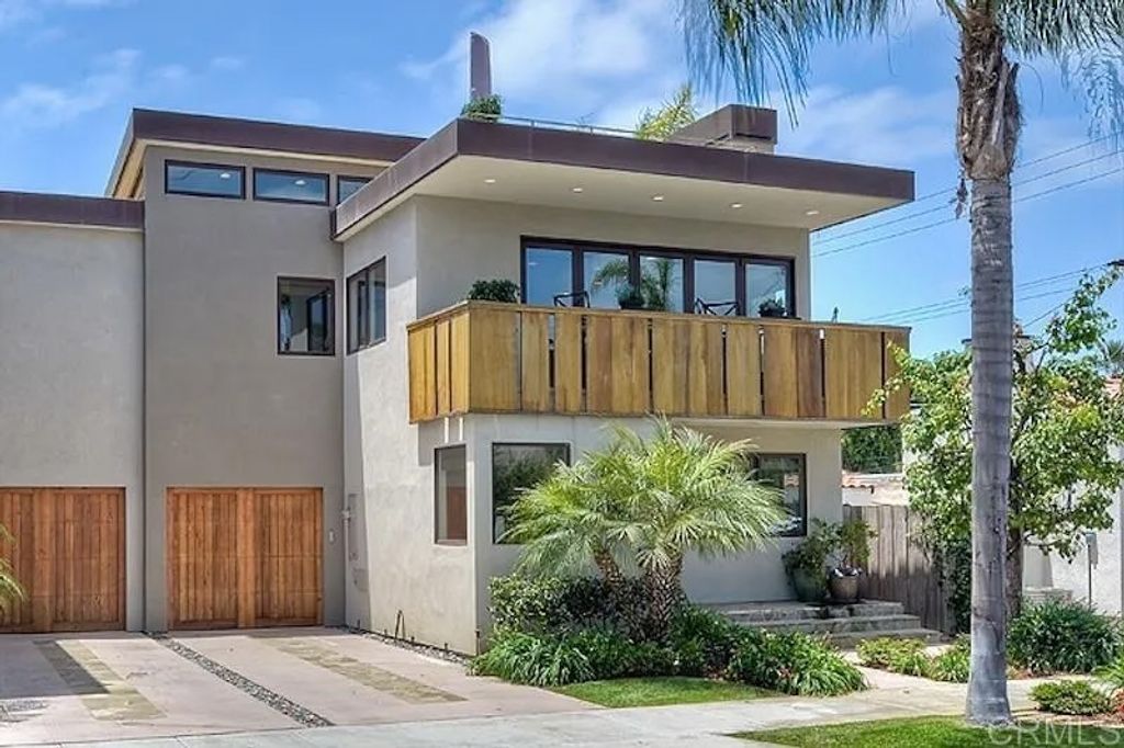Photo of 924 5th St, Coronado, CA 92118 (MLS # NDP2510121)