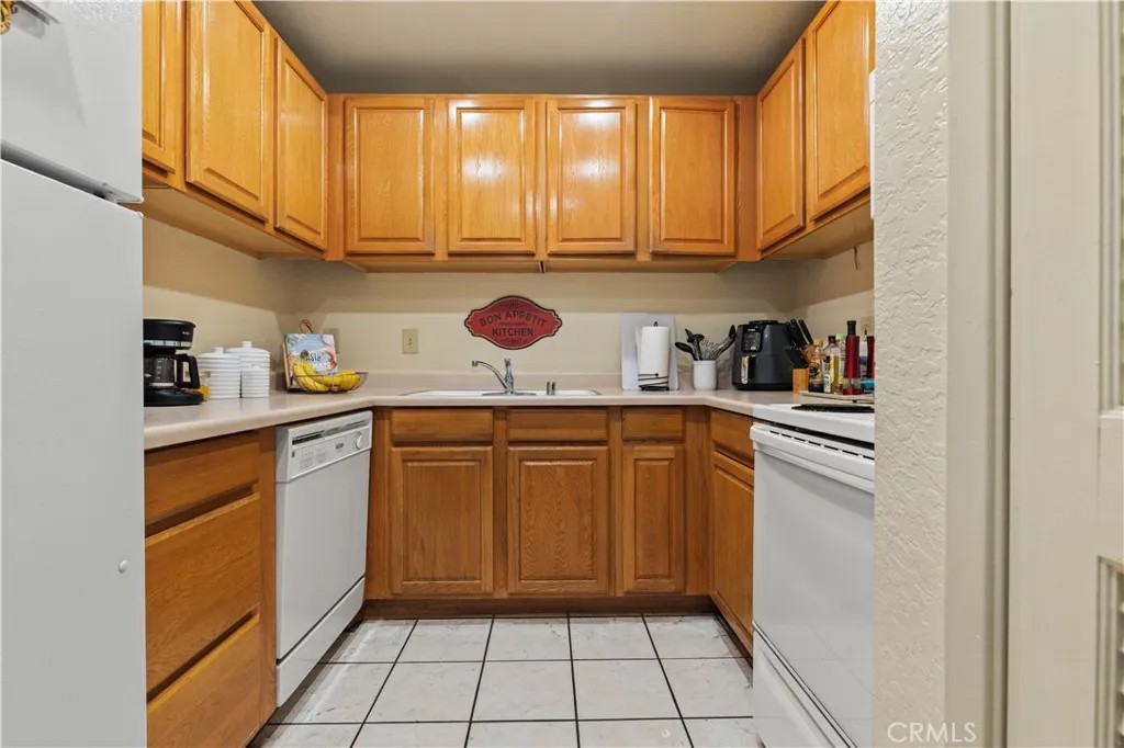 22700 Lakeway 331