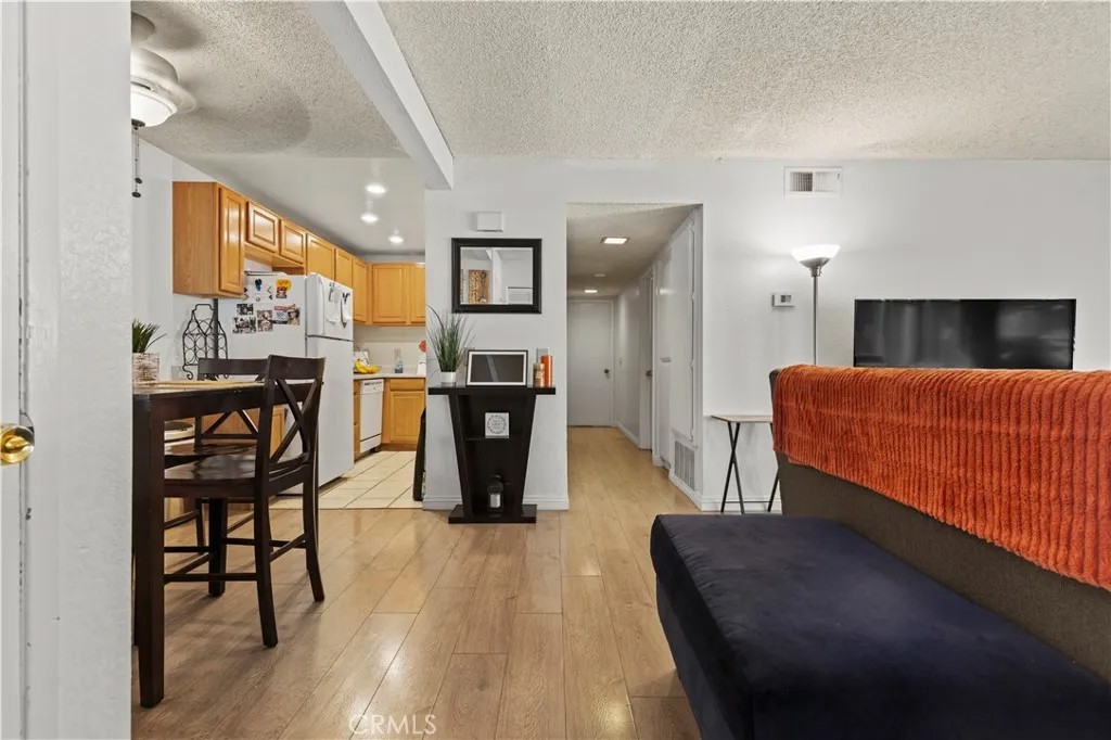 22700 Lakeway 331
