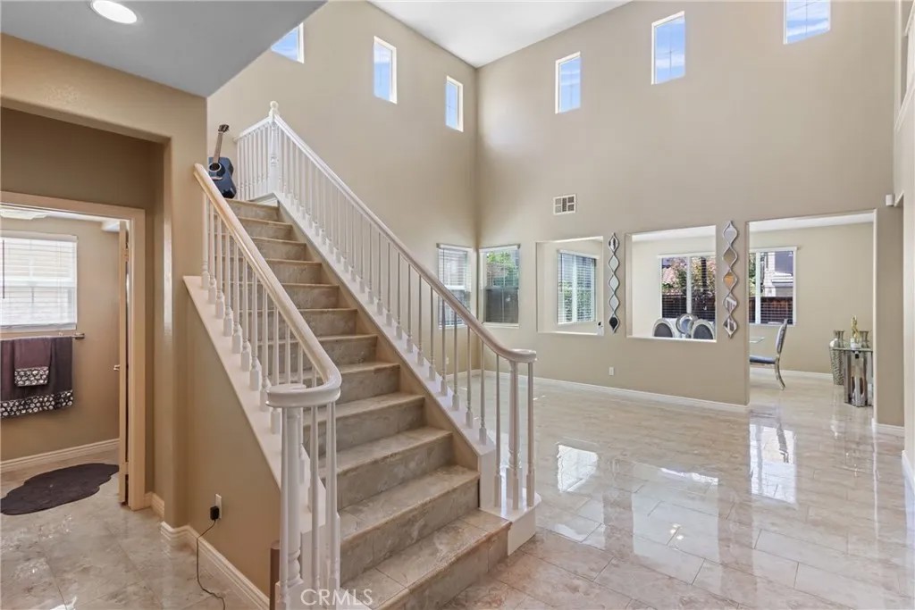 45575 Hawk Court