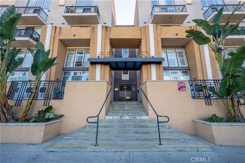Photo of 360 W Avenue 26 #215, Los Angeles, CA 90031 (MLS # TR26047525)
