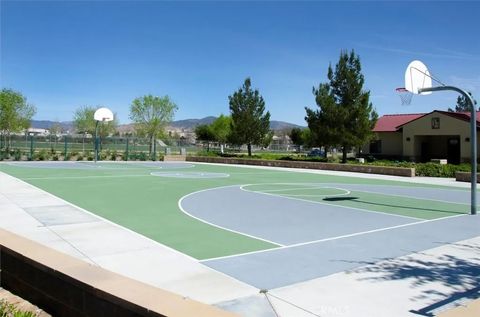 Tiny photo for 28771 Calle De La Paz Dr, Valencia, CA 91354 (MLS # SR25248222)