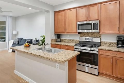 Tiny photo for 28771 Calle De La Paz Dr, Valencia, CA 91354 (MLS # SR25248222)