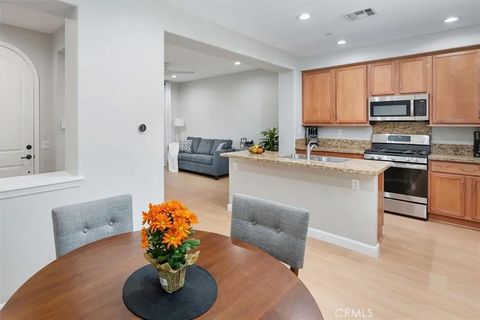 Tiny photo for 28771 Calle De La Paz Dr, Valencia, CA 91354 (MLS # SR25248222)