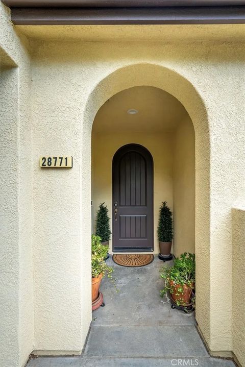 Tiny photo for 28771 Calle De La Paz Dr, Valencia, CA 91354 (MLS # SR25248222)