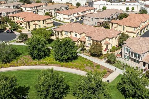 Tiny photo for 28771 Calle De La Paz Dr, Valencia, CA 91354 (MLS # SR25248222)