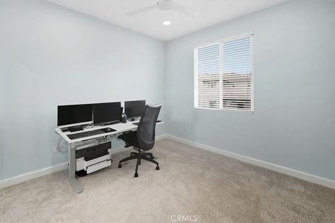 Tiny photo for 28771 Calle De La Paz Dr, Valencia, CA 91354 (MLS # SR25248222)