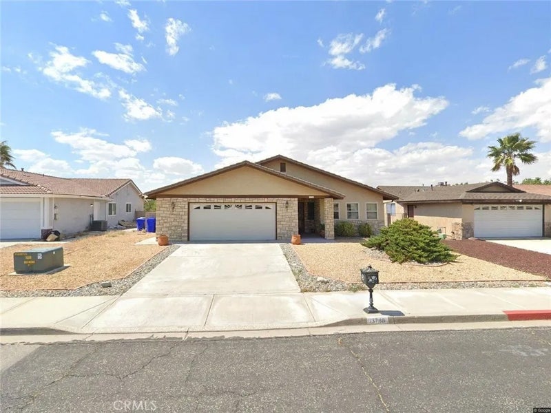 13748 Greenwood
