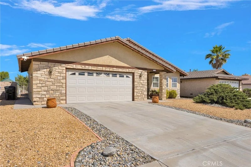 13748 Greenwood