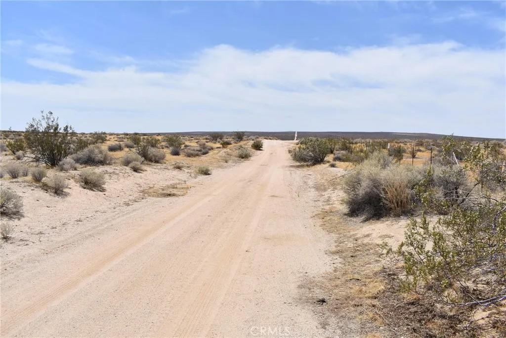 20000 E Avenue A