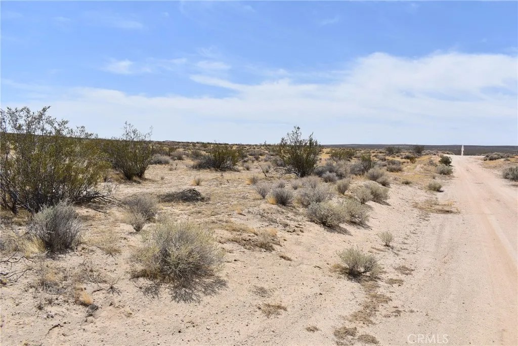 20000 E Avenue A