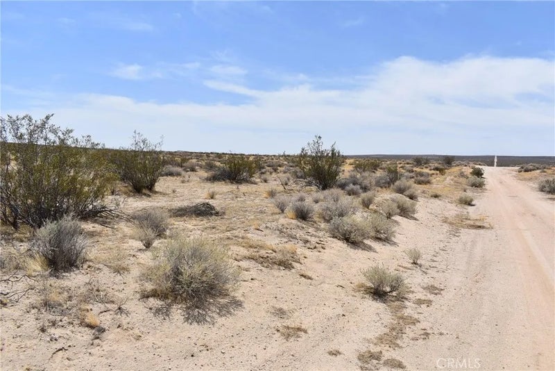 20000 E Avenue A