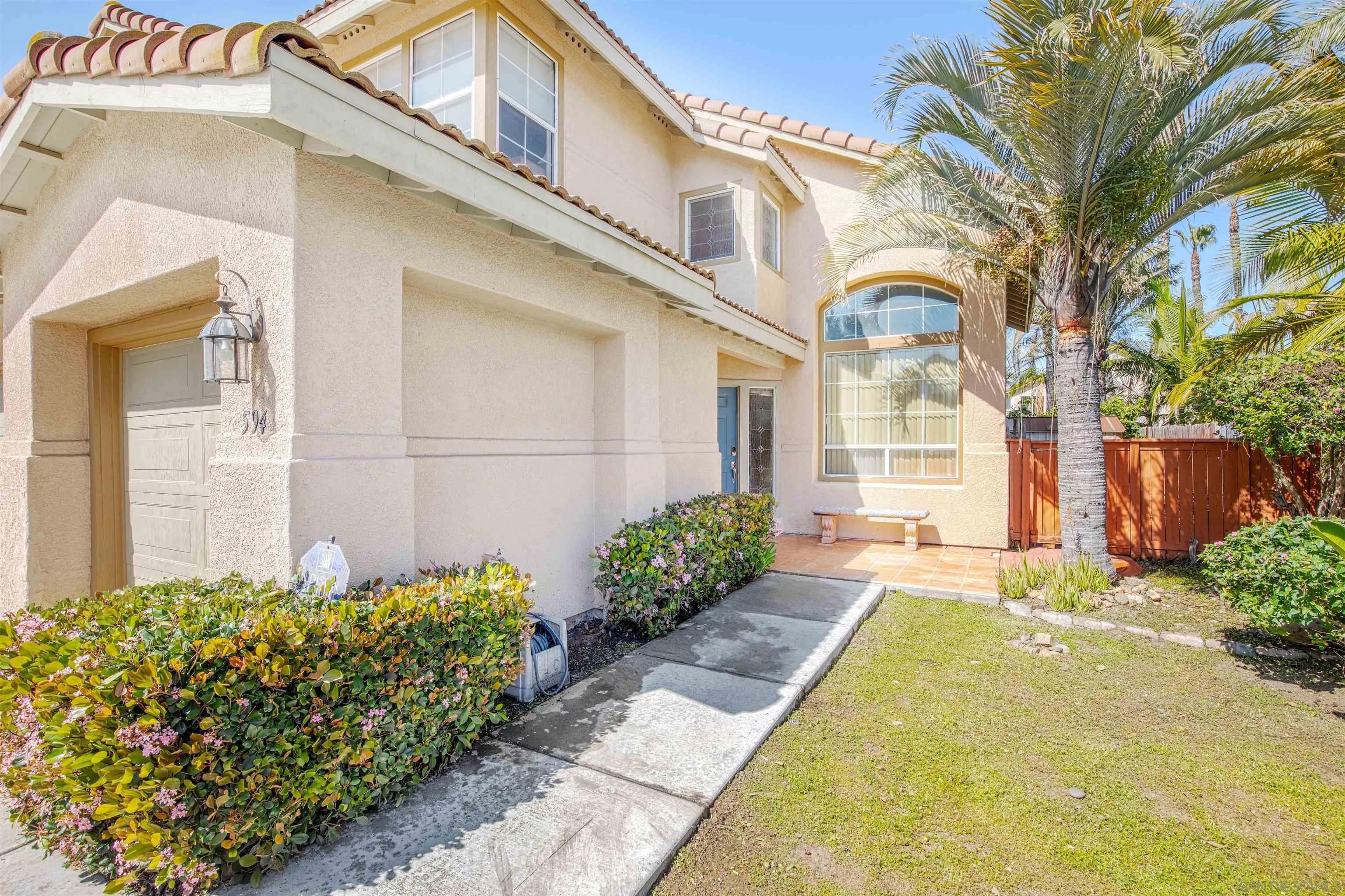 594 PADRONE PL