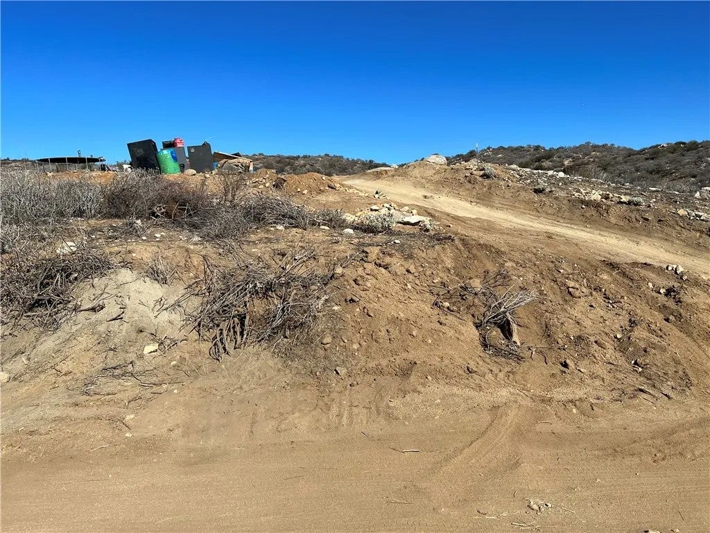 Photo of 0 Vista Suelto, Moreno Valley, CA 92555 (MLS # PW25017051)