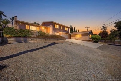 352 Beaumont Drive Vista CA 92084