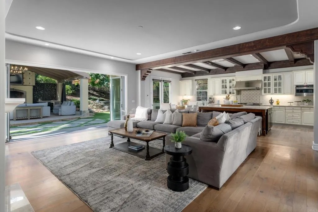 7442 Rancho Cabrillo Trail