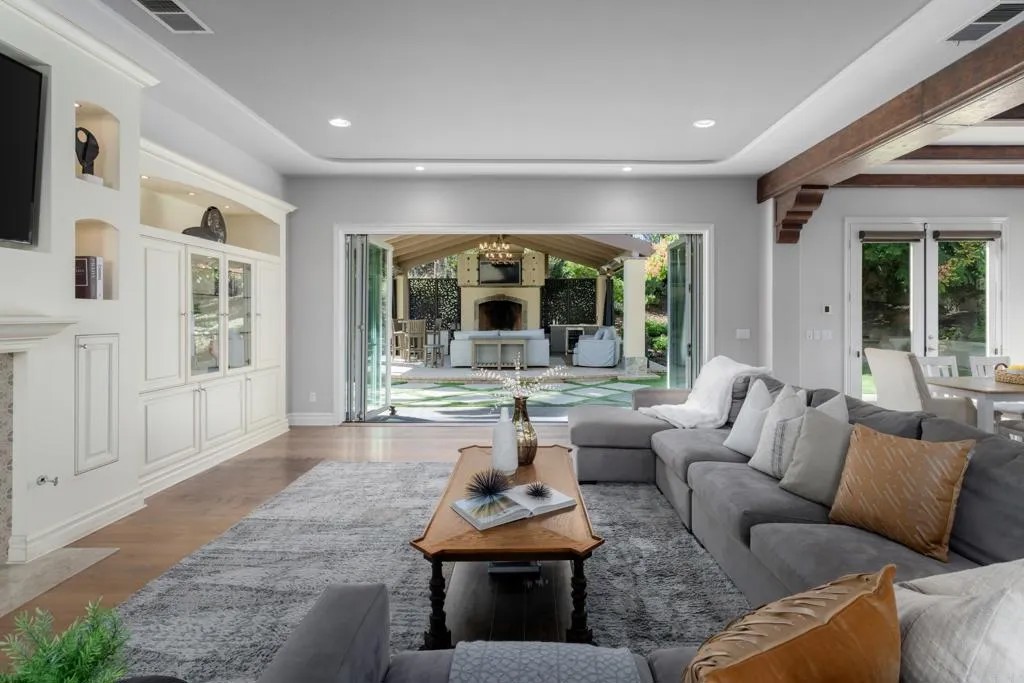 7442 Rancho Cabrillo Trail