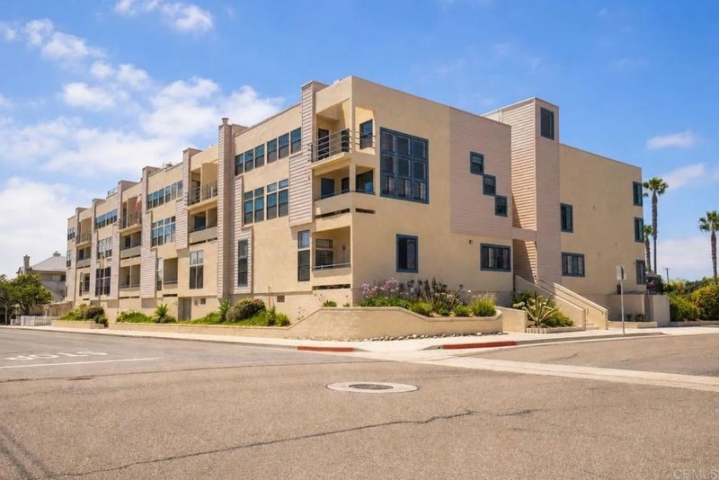 270 Dahlia Ave 5