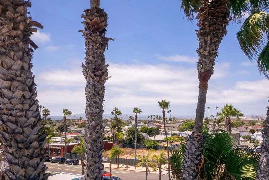 Photo of 270 Dahlia Ave #5, Imperial Beach, CA 91932 (MLS # PTP2603986)