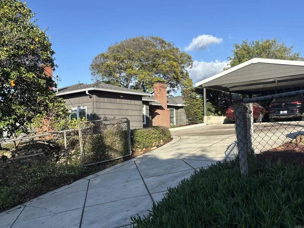 Photo of 10945 Puebla Dr, La Mesa, CA 91941 (MLS # PTP2601398)