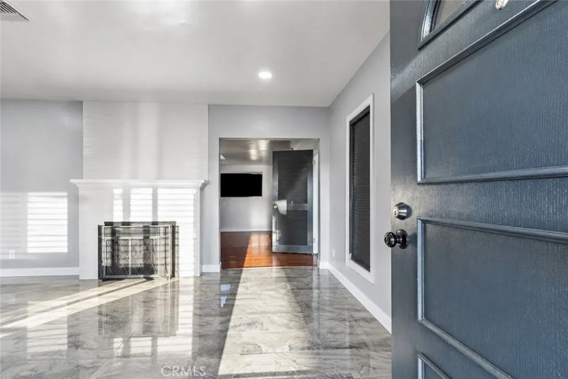 9700 S 5th