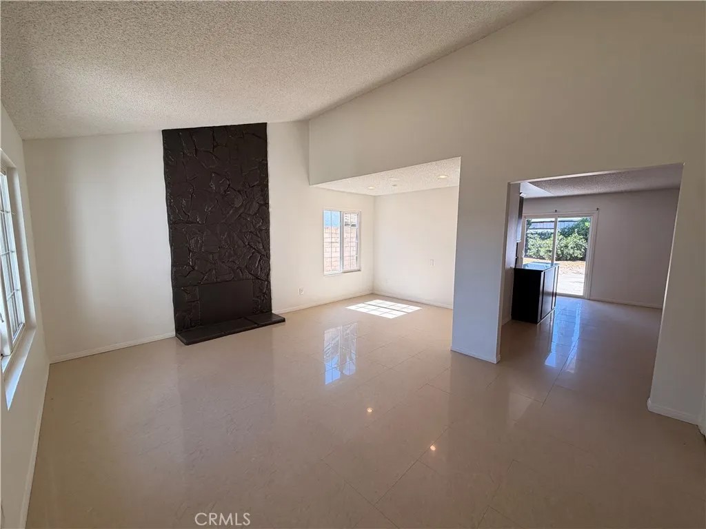 20307 Elkwood
