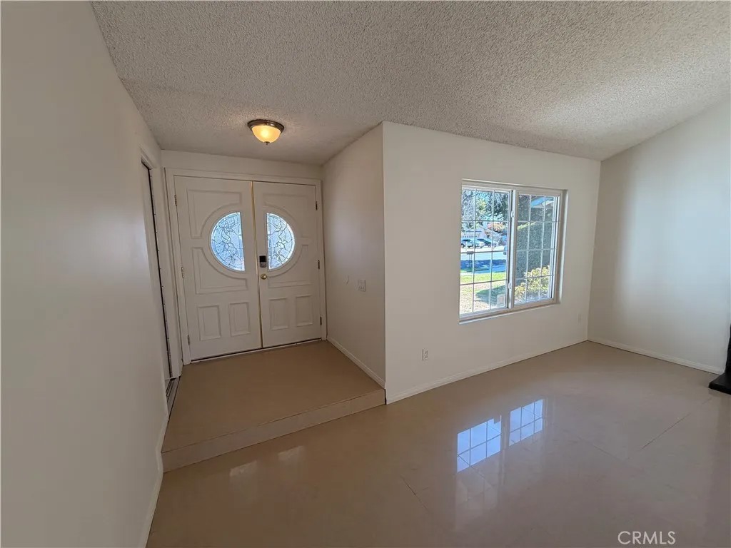 20307 Elkwood