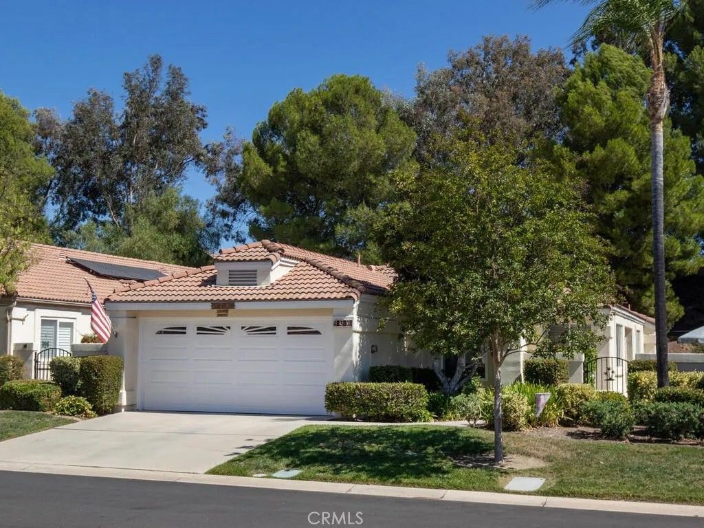 Photo of 40380 Via Francisco, Murrieta, CA 92562 (MLS # SW25201003)