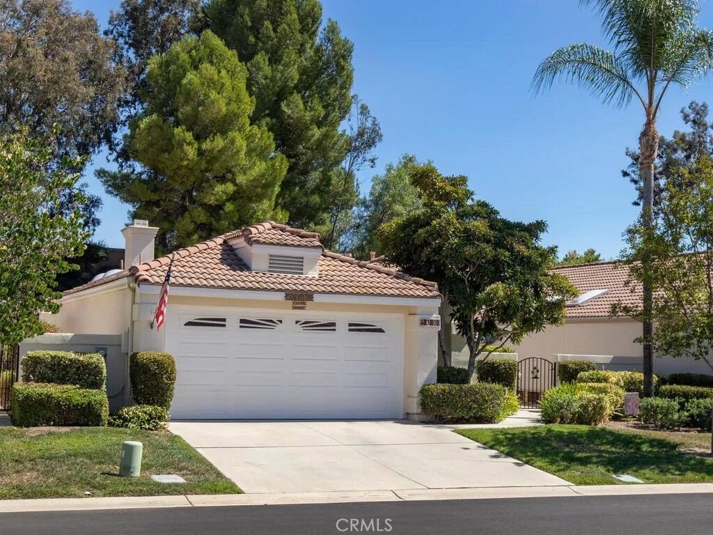 Photo of 40380 Via Francisco, Murrieta, CA 92562 (MLS # SW25201003)