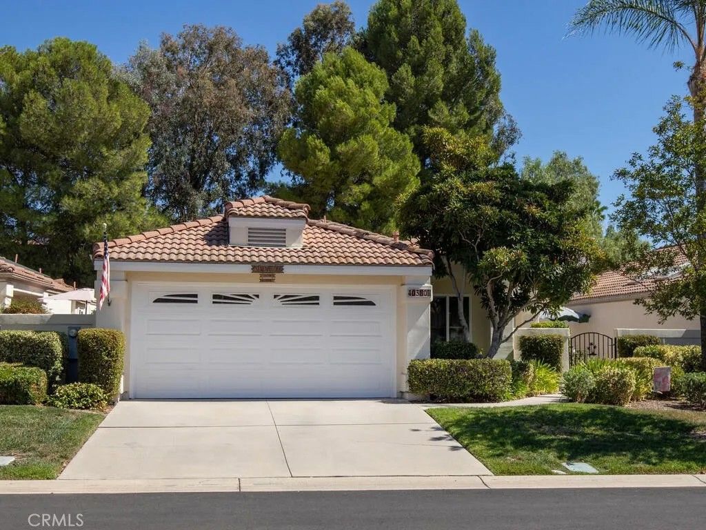 Photo of 40380 Via Francisco, Murrieta, CA 92562 (MLS # SW25201003)